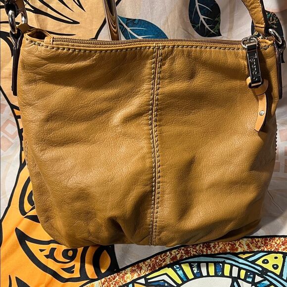 Tignanello Camel Leather Crossbody Bag - EUC - Picture 5 of 15